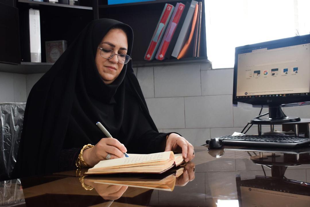 پیام تبریک شهناز هاتفی در پی افتخار آفرینی دو دانش آموز مدرسه استعدادهای درخشان فرزانگان یزد